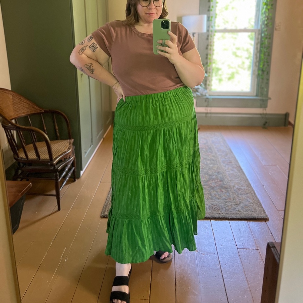2X Susan Graver Green Tiered Skirt